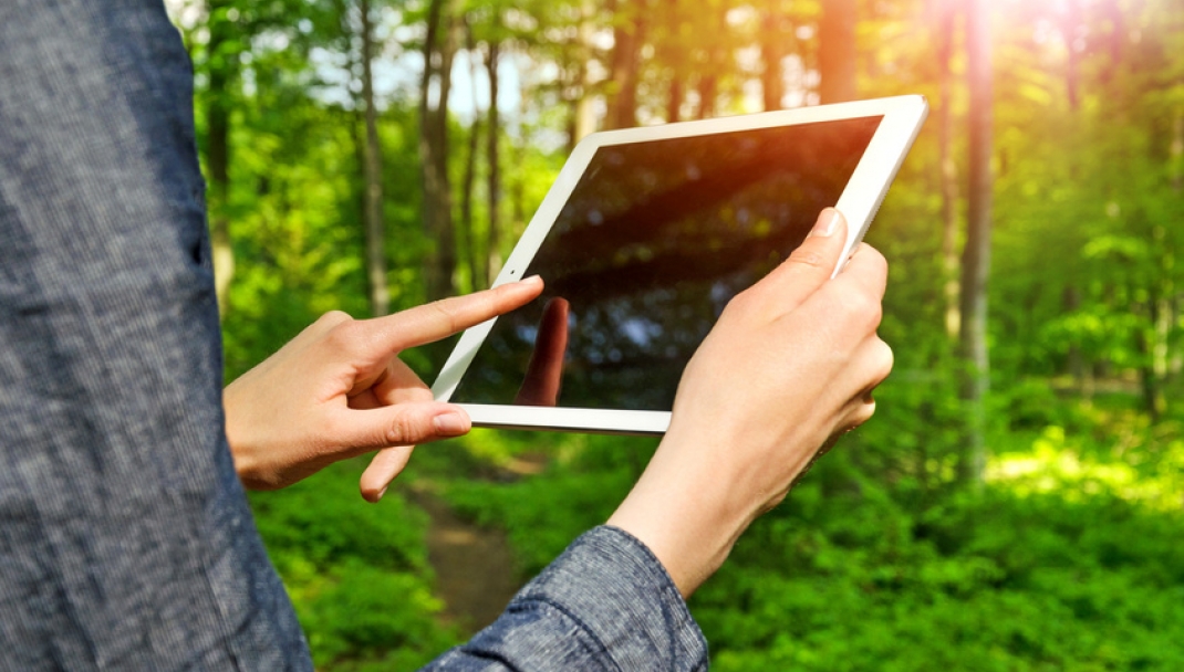 Puliti&Felici - Pulire schermo smartphone e tablet Puliti&Felici - Pulire schermo smartphone e tablet